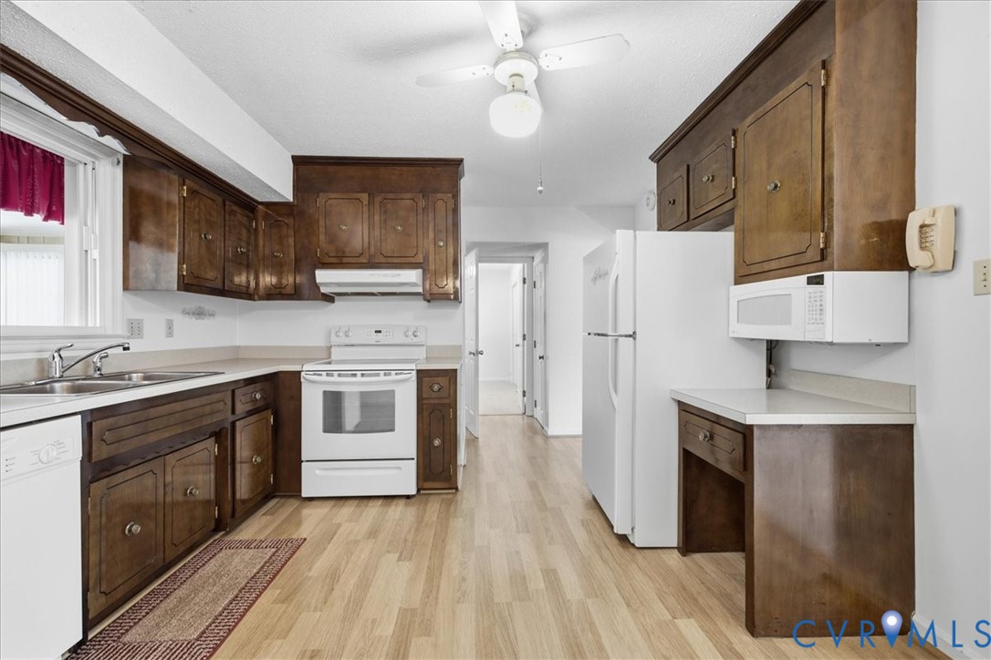 3501 Sussex Dr Property Photo 10