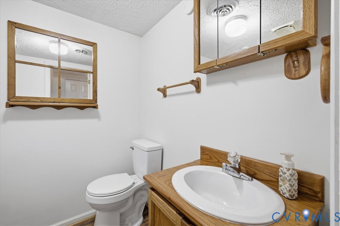 3501 Sussex Dr Property Photo 17