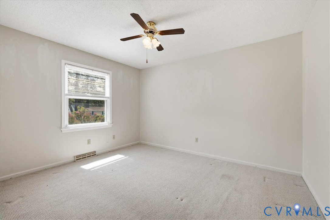 3501 Sussex Dr Property Photo 25