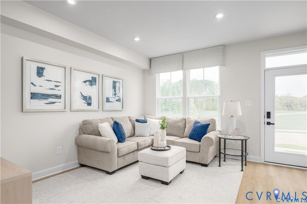 12823 Red Clover Way Property Photo 4