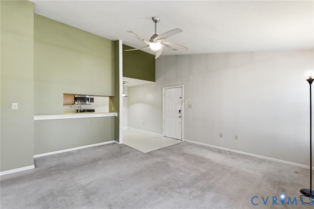 7750 Flannagan Ct Unit#7 Property Photo 2