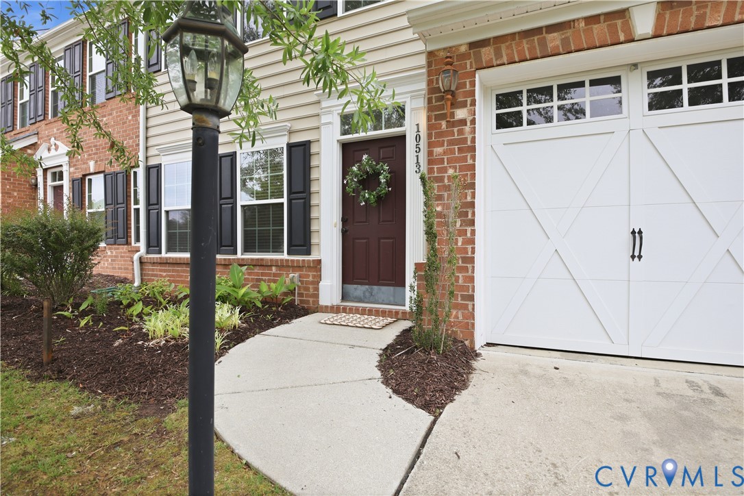 10513 Tea Olive Cir Property Photo 3