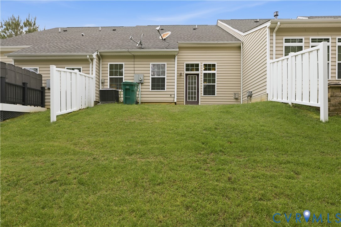 10513 Tea Olive Cir Property Photo 29