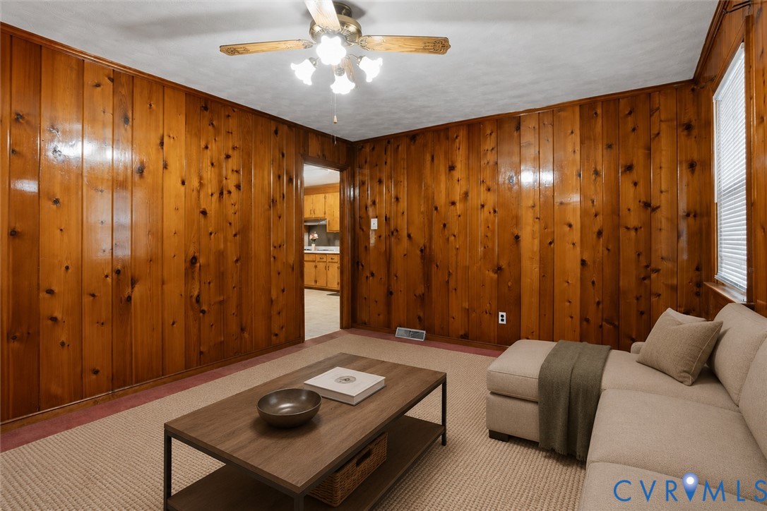 6626 Wimbledon Dr Property Photo 9