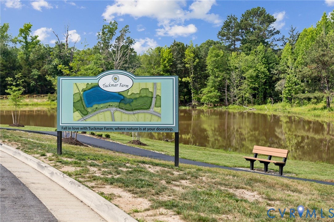 18112 Copper Fox Loop Property Photo 13