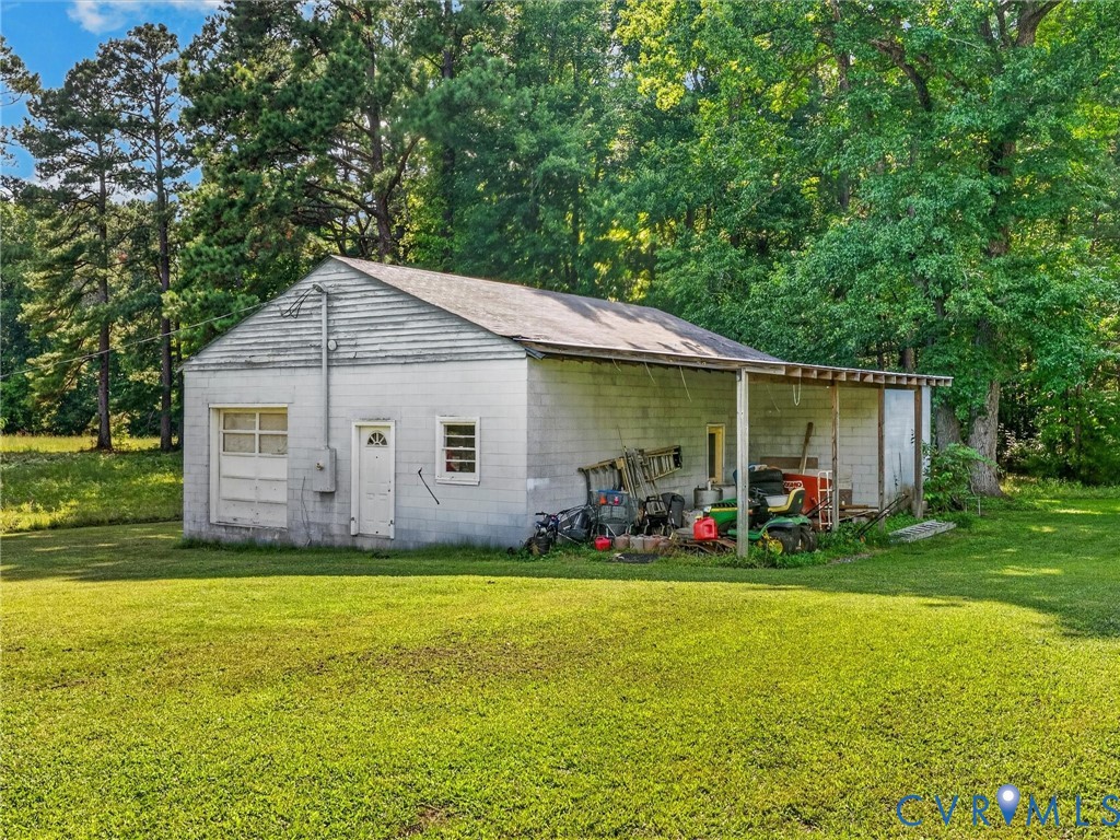 10900 Coalboro Rd Property Photo 13