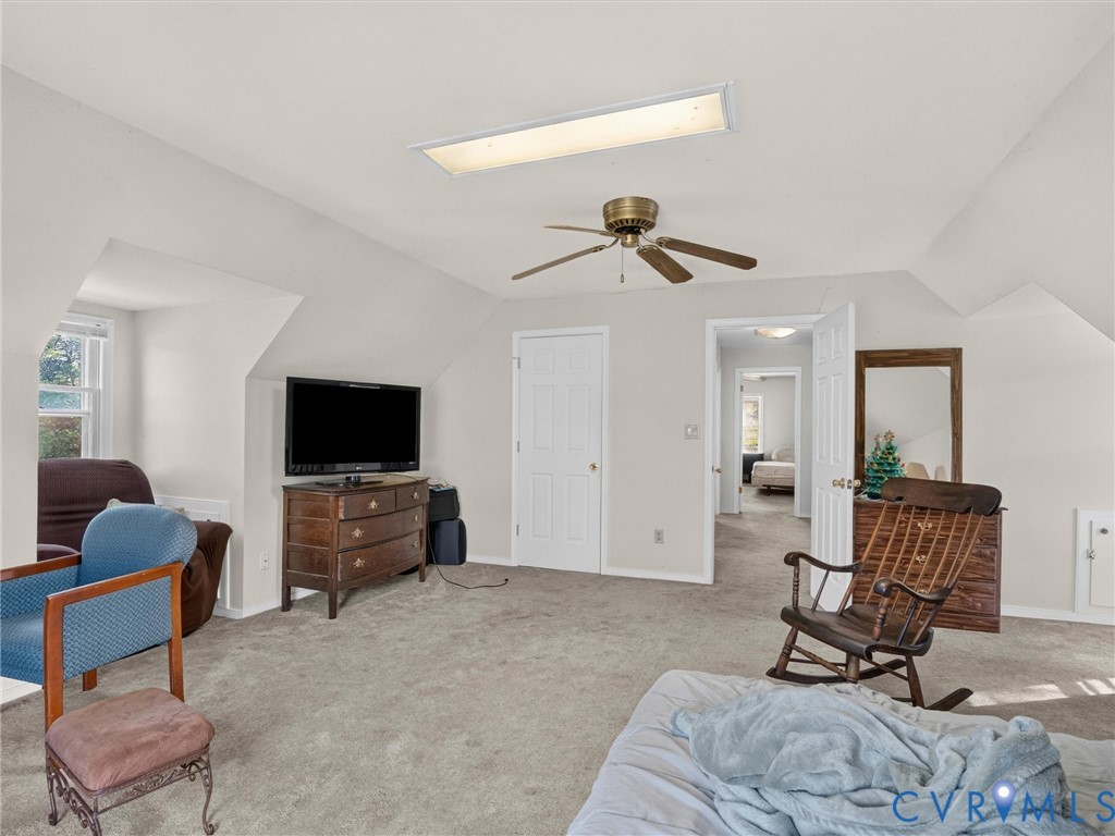10900 Coalboro Rd Property Photo 44