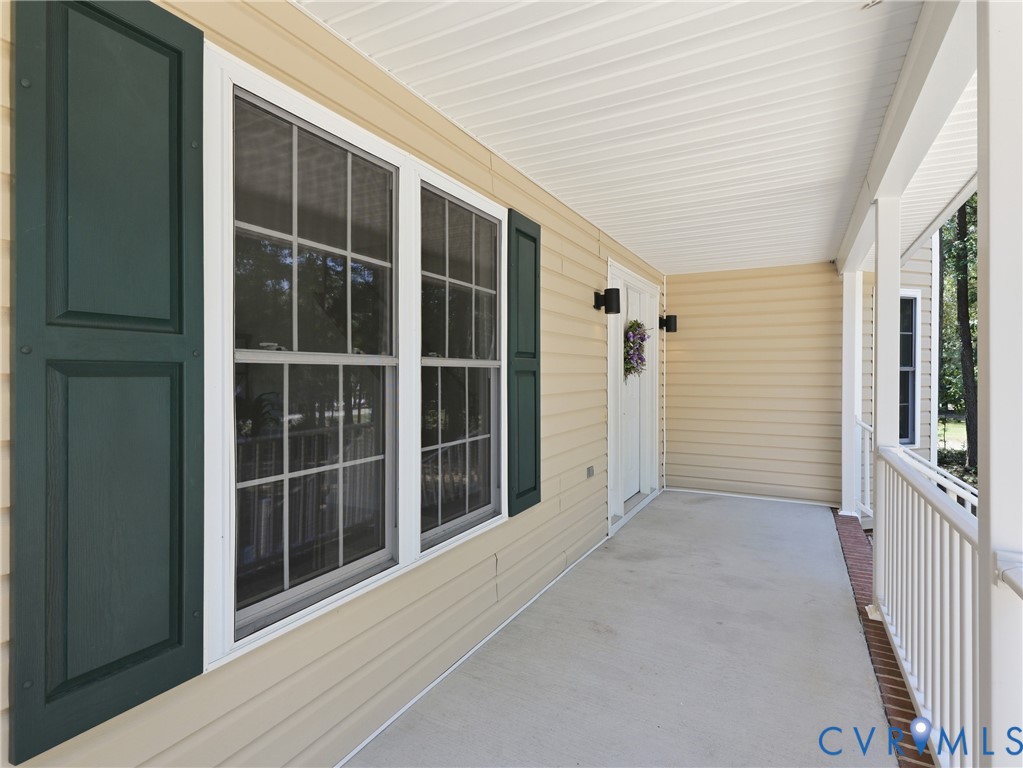 20005 Oak River Dr Property Photo 18