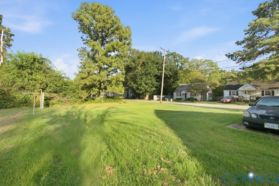 43 Summit St Property Photo 3