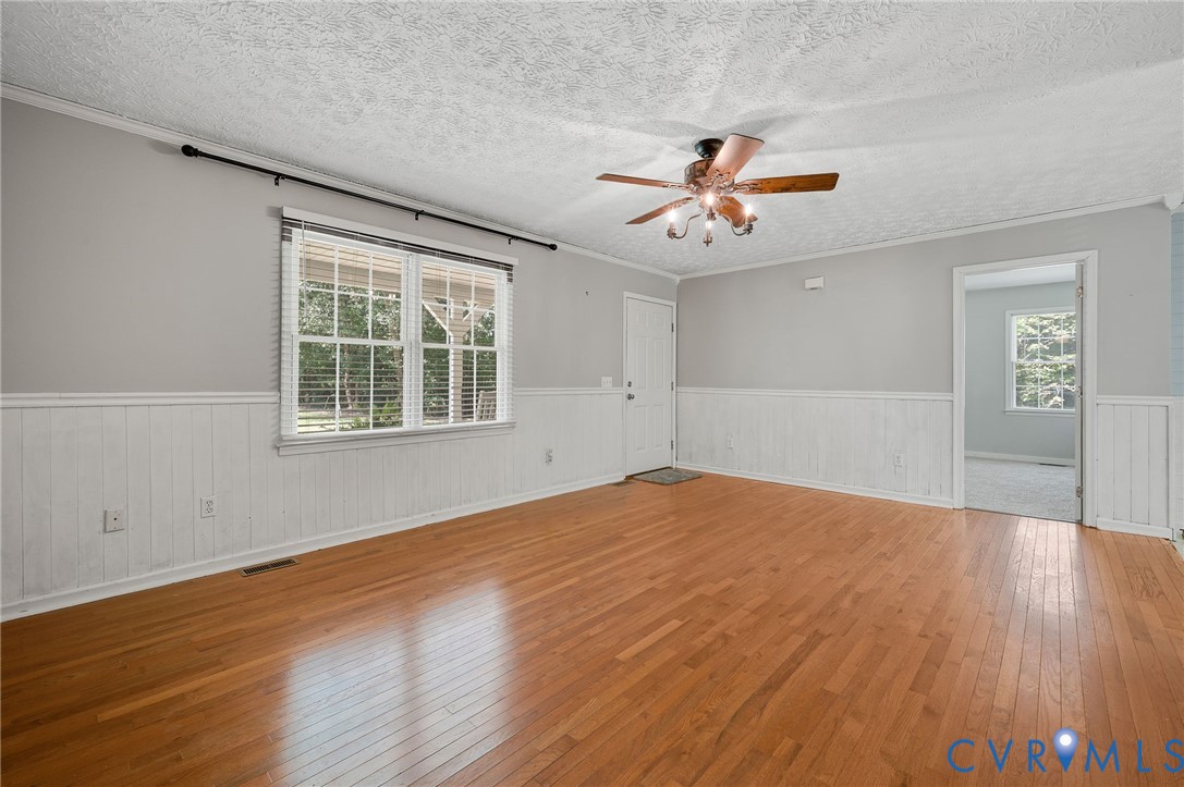 8181 Dash Ln Property Photo 6
