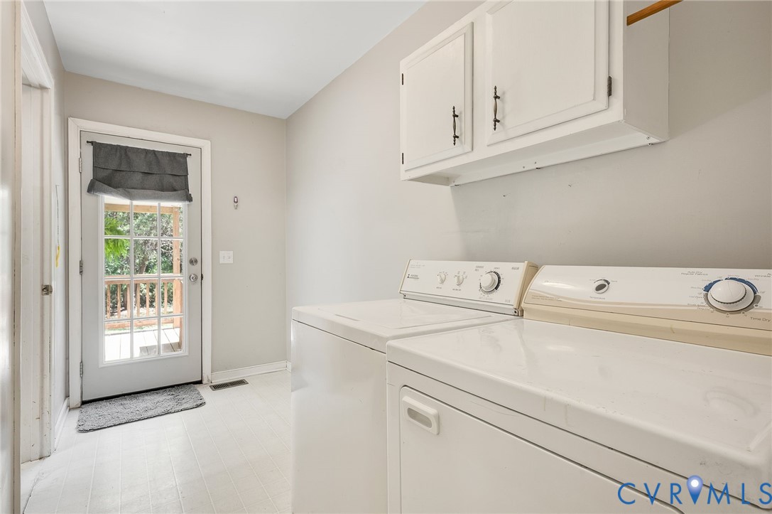 8181 Dash Ln Property Photo 13