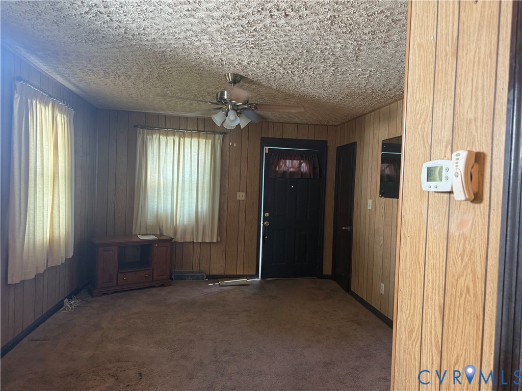 2713 Pickett St Property Photo 3