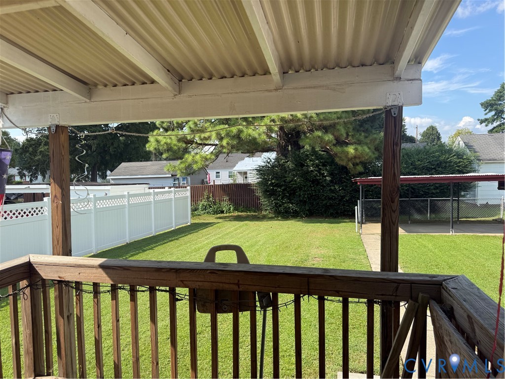 2713 Pickett St Property Photo 10