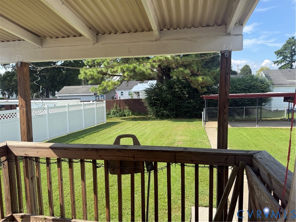 2713 Pickett St Property Photo 11