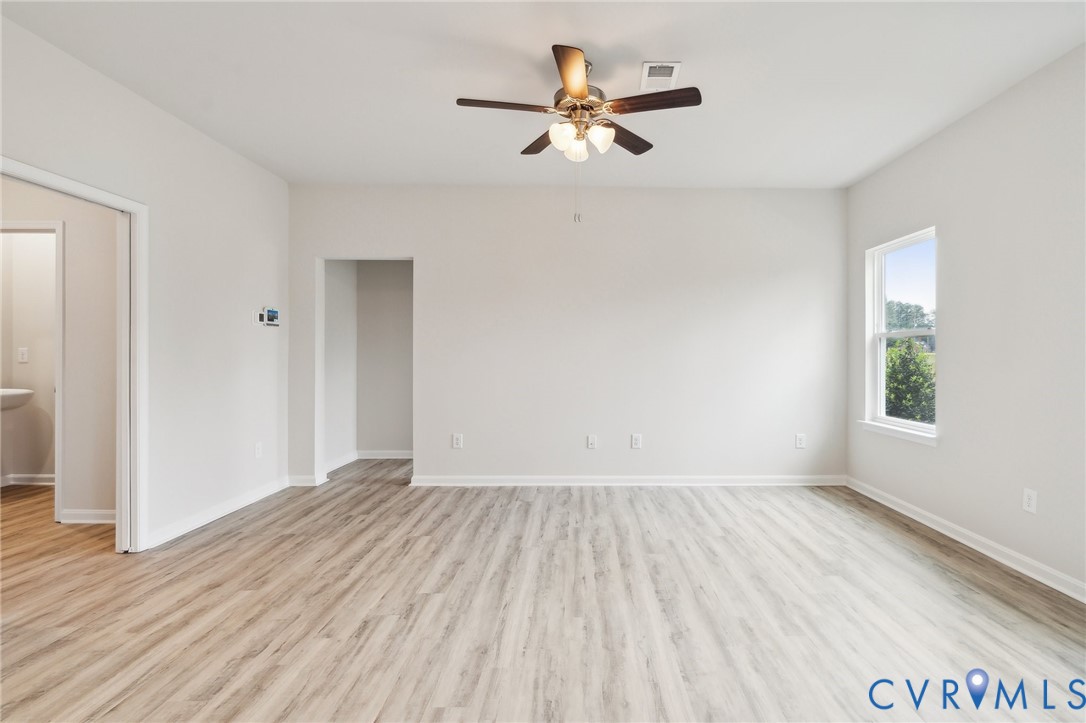 7687 Lloyd Ter Property Photo 9