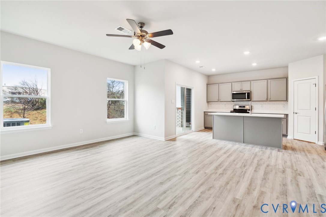 7687 Lloyd Ter Property Photo 11