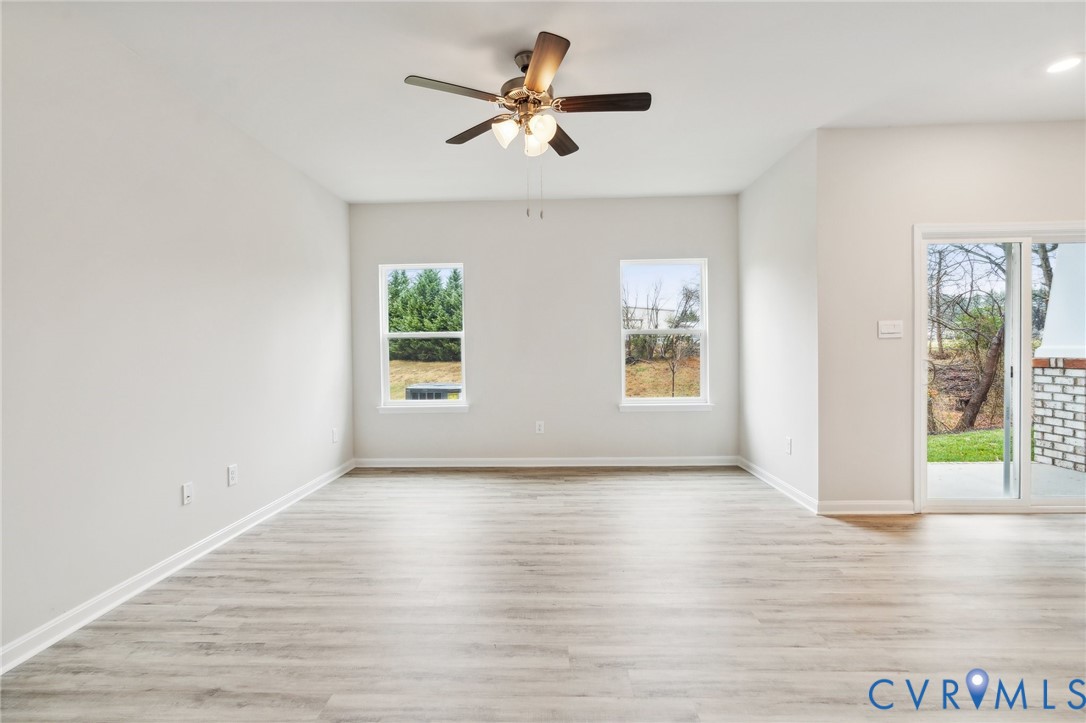 7687 Lloyd Ter Property Photo 12
