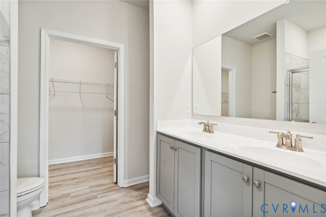 7687 Lloyd Ter Property Photo 16