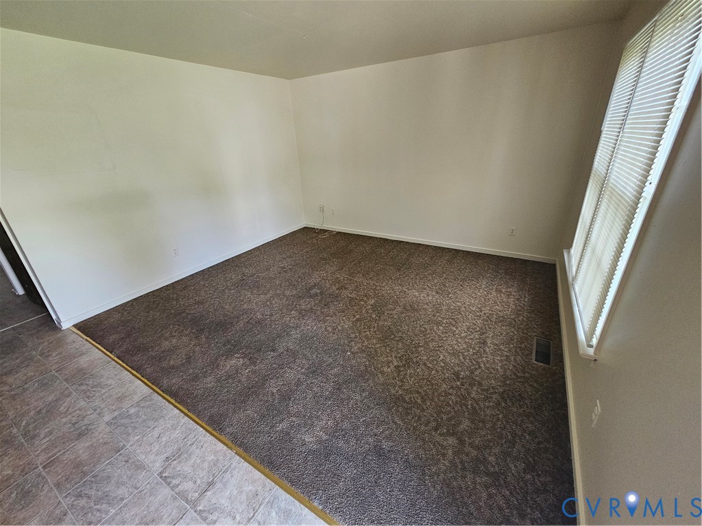 2301 Ives Ln Property Photo 3