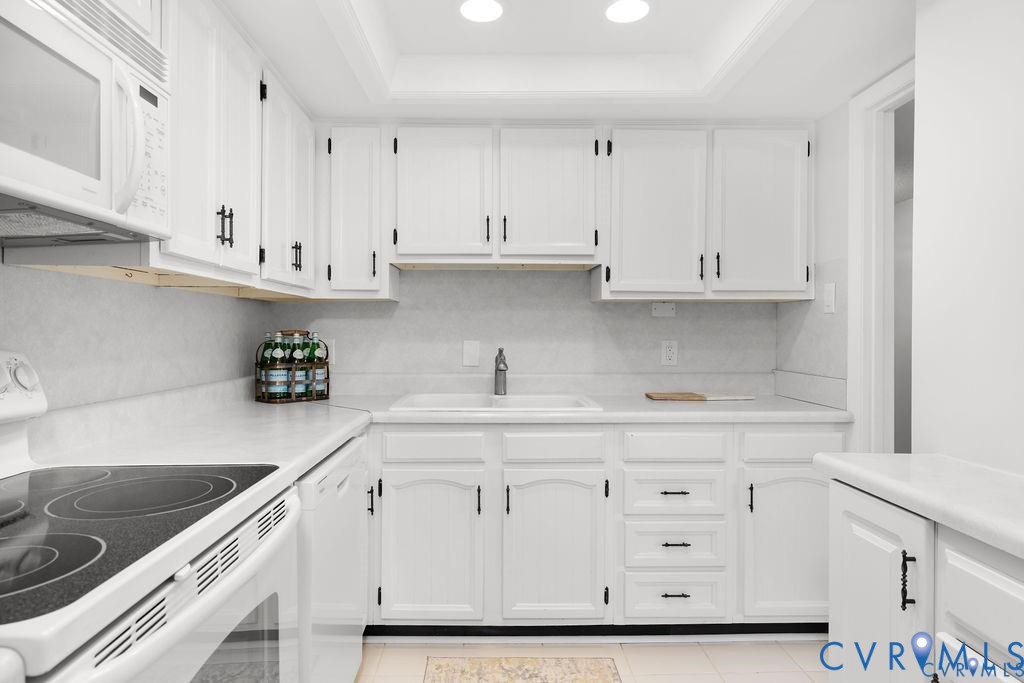 2956 Hathaway Rd Unit#u704 Property Photo 6