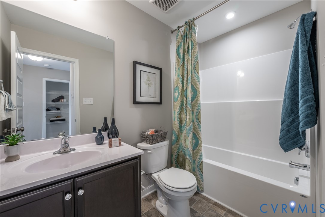 251 Greenpark Rd Property Photo 18