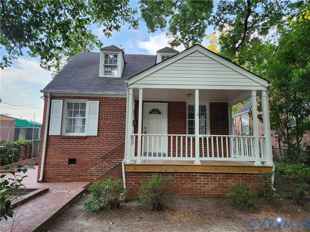 405 Bland St