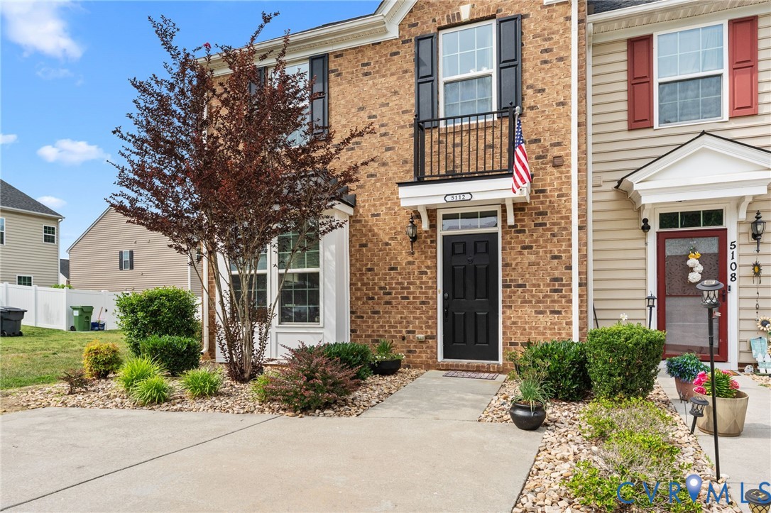5112 Weatherby Dr Property Photo 3