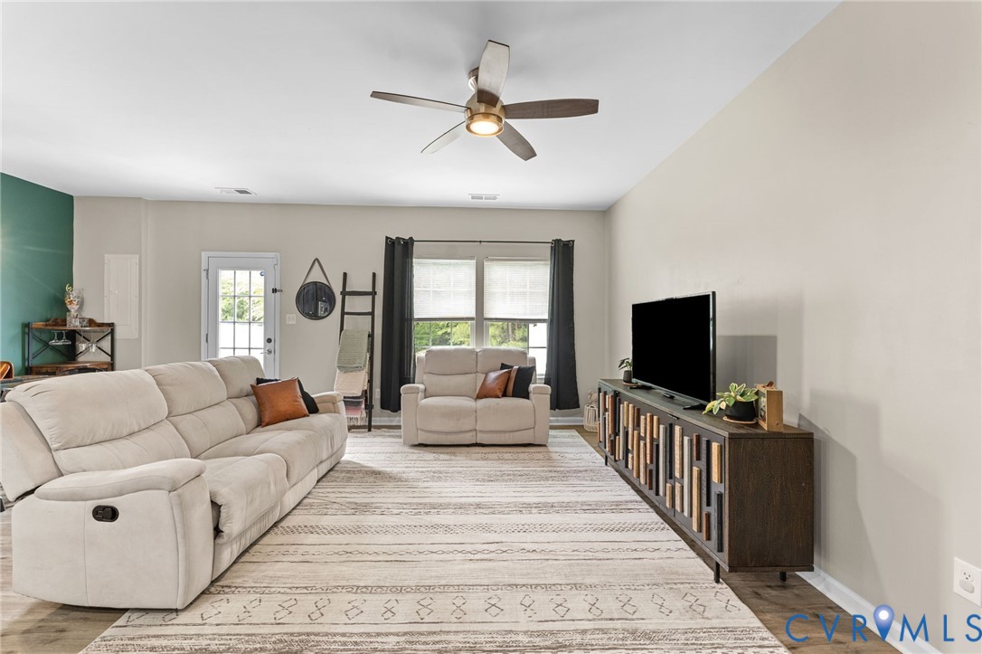 5112 Weatherby Dr Property Photo 13