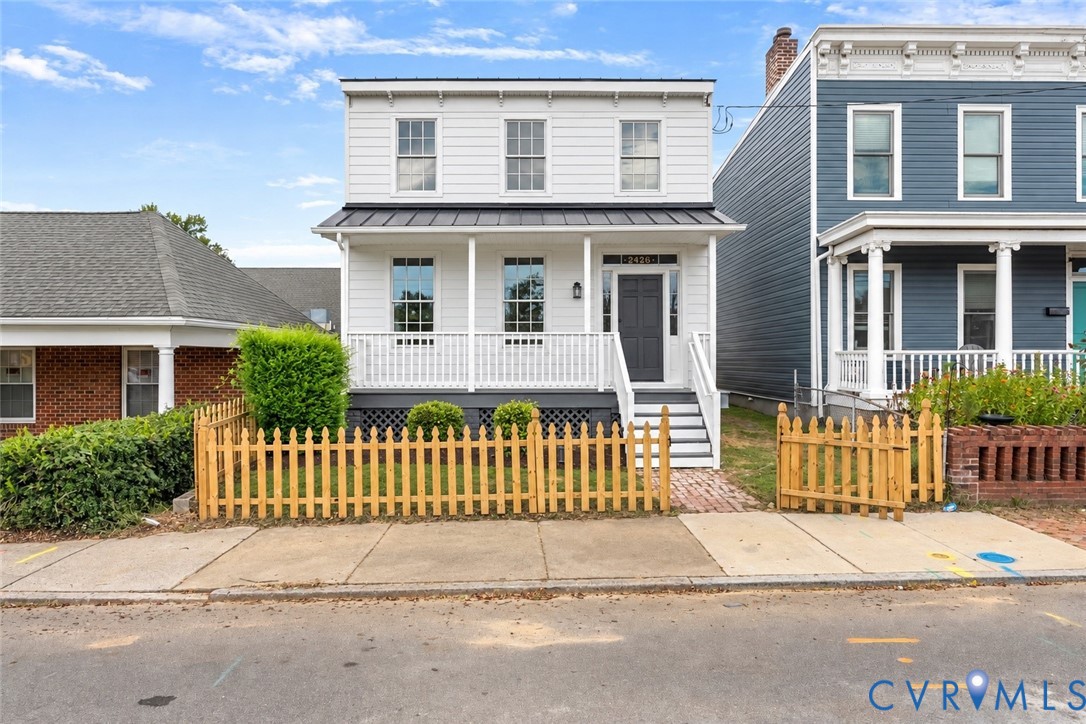 2426 Venable St Property Photo 1