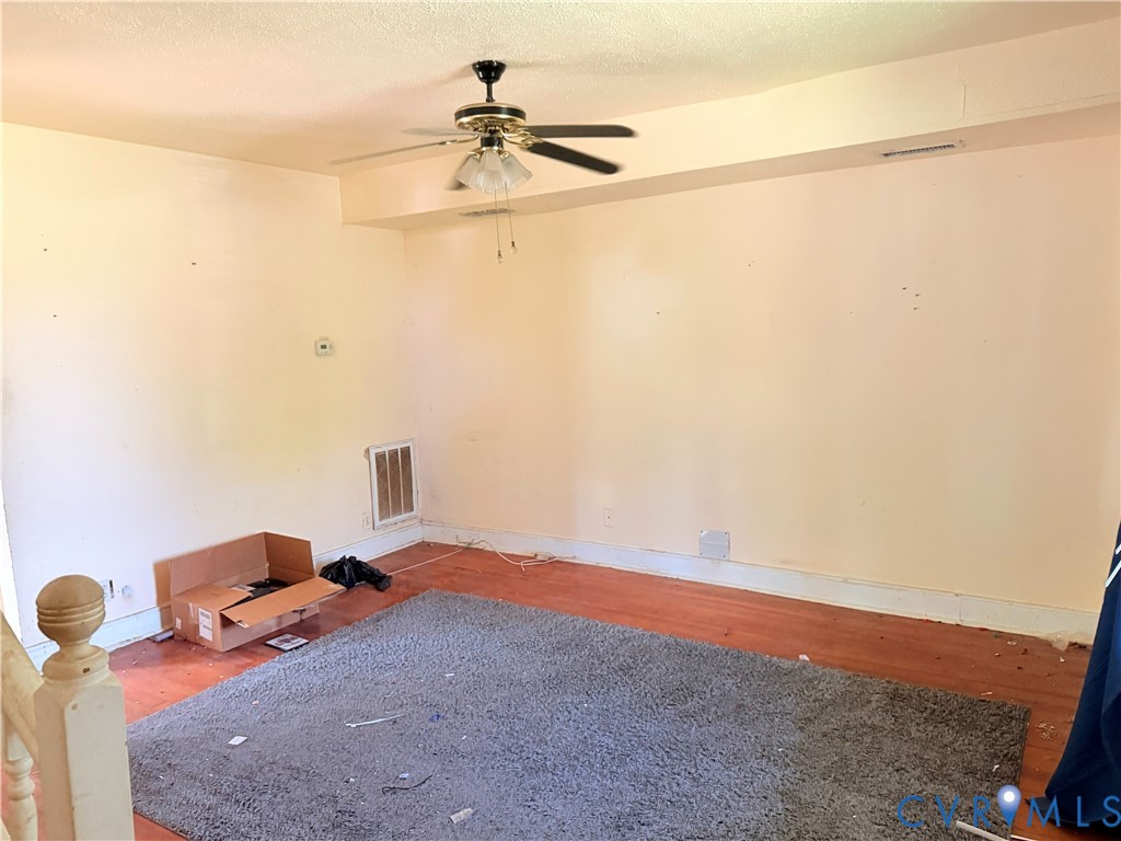 1315 Ashley St Property Photo 4
