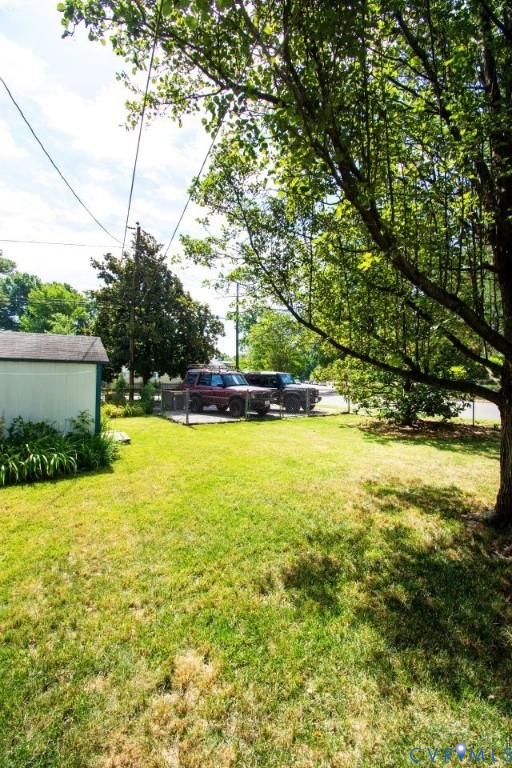 6800 Three Chopt Rd Property Photo 6