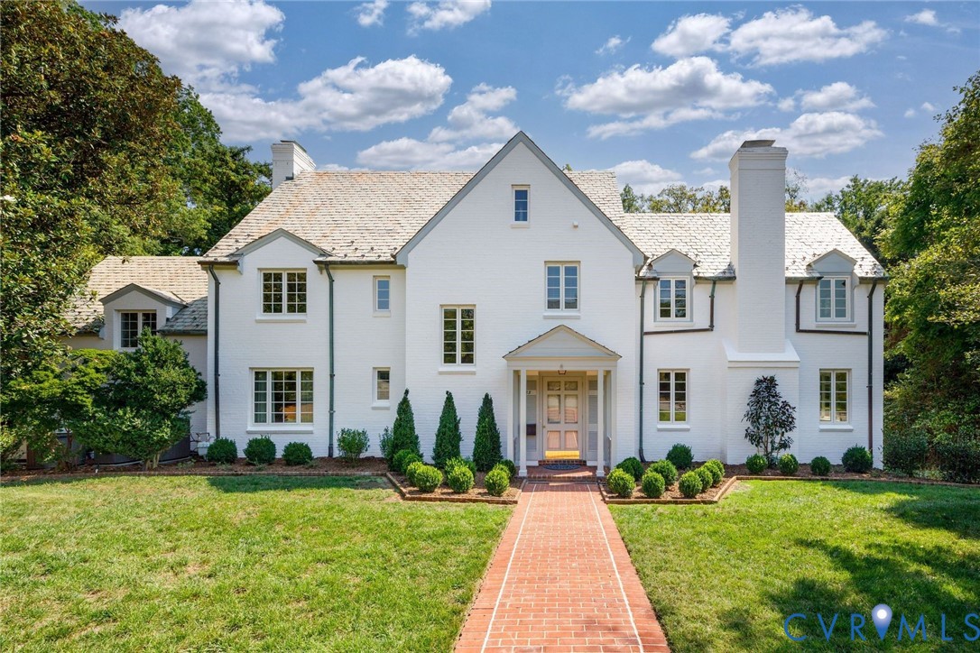 23 Ampthill Rd