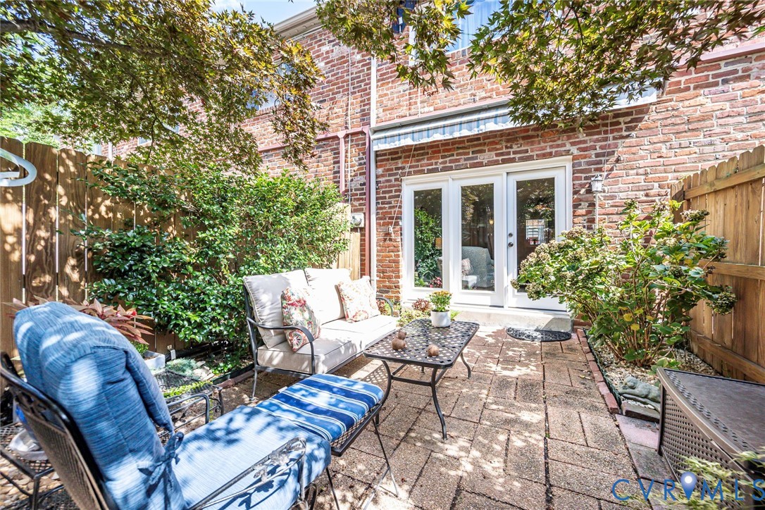 305 N Hamilton St Unit#D