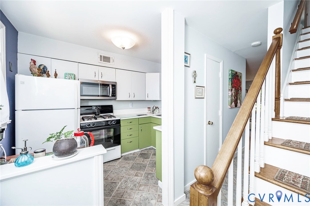 305 N Hamilton St Unit#d Property Photo 10