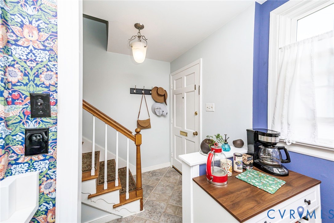 305 N Hamilton St Unit#d Property Photo 11