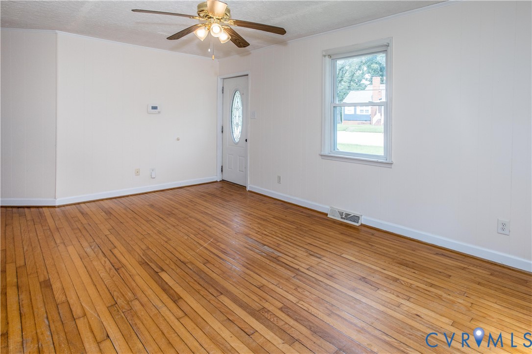 504 Miles Ave Property Photo 14