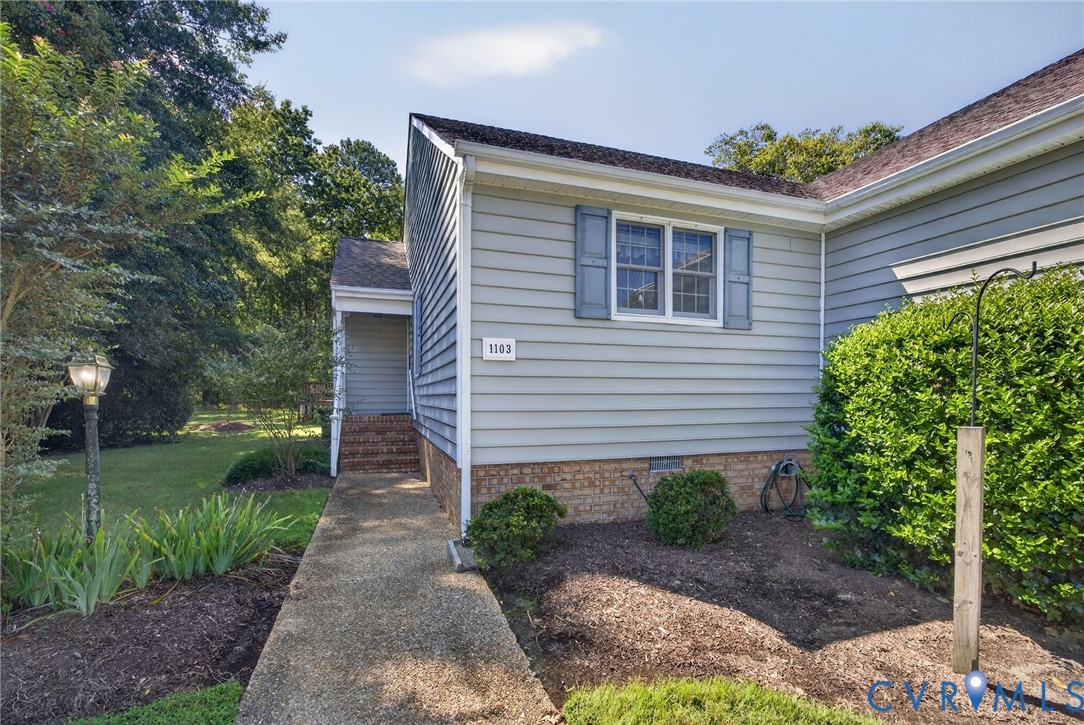 1103 Fort Hayes Dr Property Photo 6