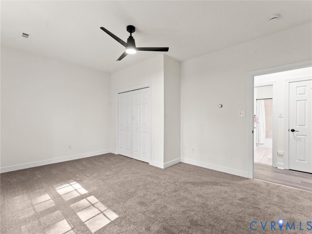 12 Henderson Rd Property Photo 22