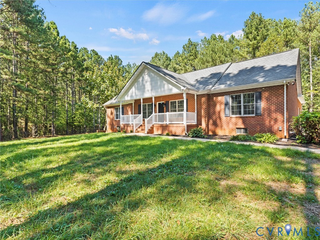 12 Henderson Rd Property Photo 46