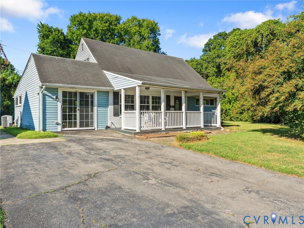 6019 Westbourne Dr Property Photo 2