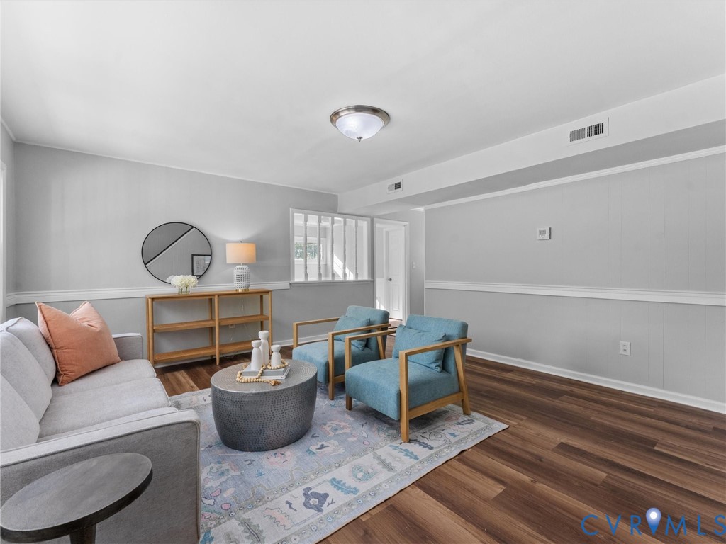 6019 Westbourne Dr Property Photo 7
