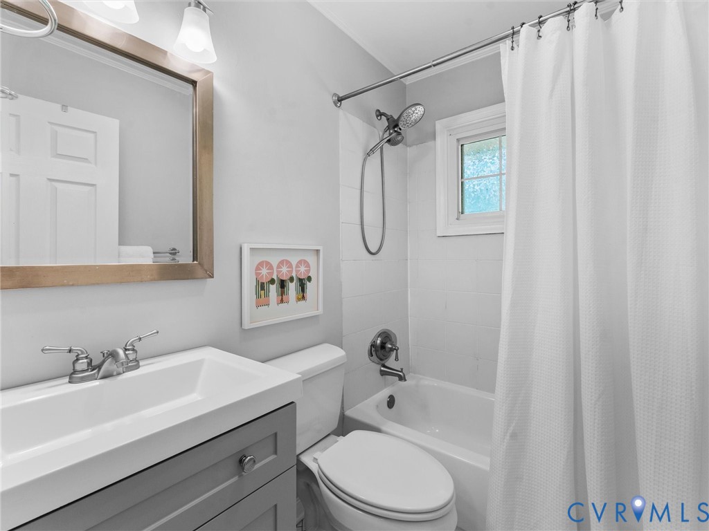 6019 Westbourne Dr Property Photo 22