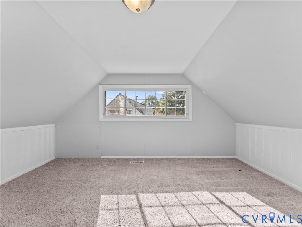 6019 Westbourne Dr Property Photo 29