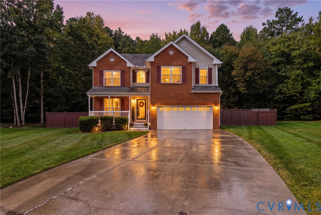 1401 Woodside Ct