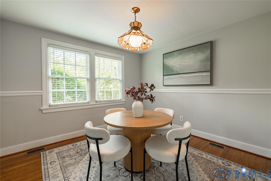 1211 Hollins Rd Property Photo 18