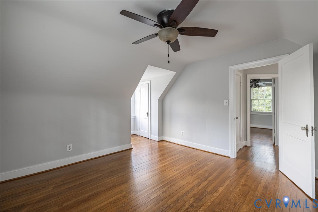 1211 Hollins Rd Property Photo 38