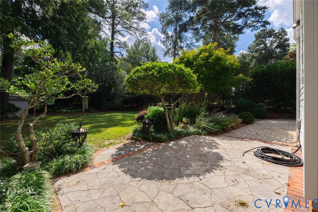 1211 Hollins Rd Property Photo 48