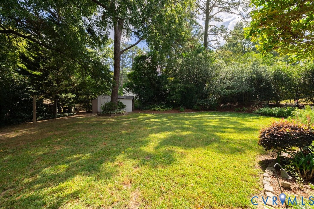 1211 Hollins Rd Property Photo 49