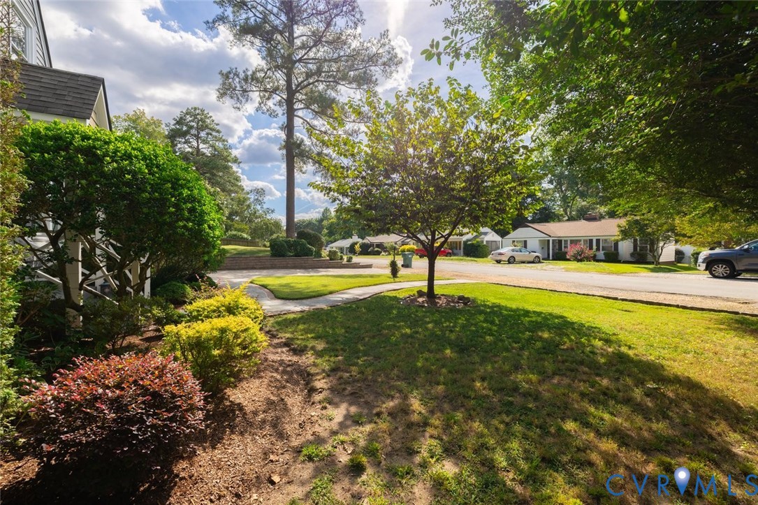 1211 Hollins Rd Property Photo 55