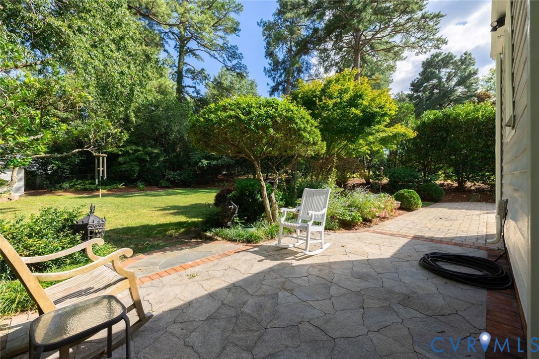 1211 Hollins Rd Property Photo 64